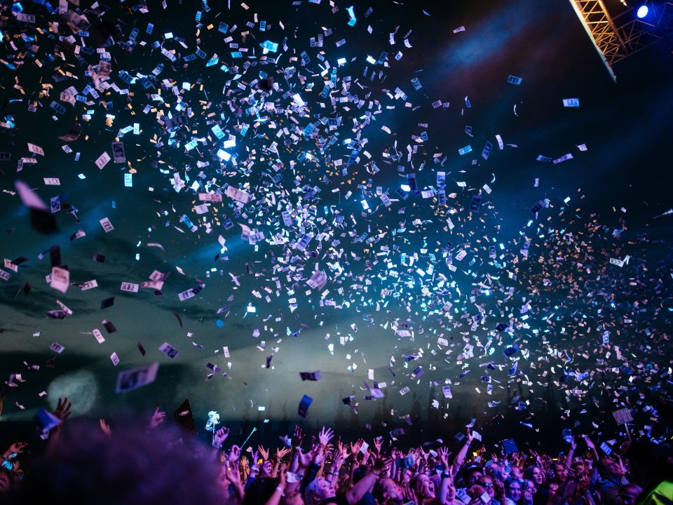 people partying with confetti